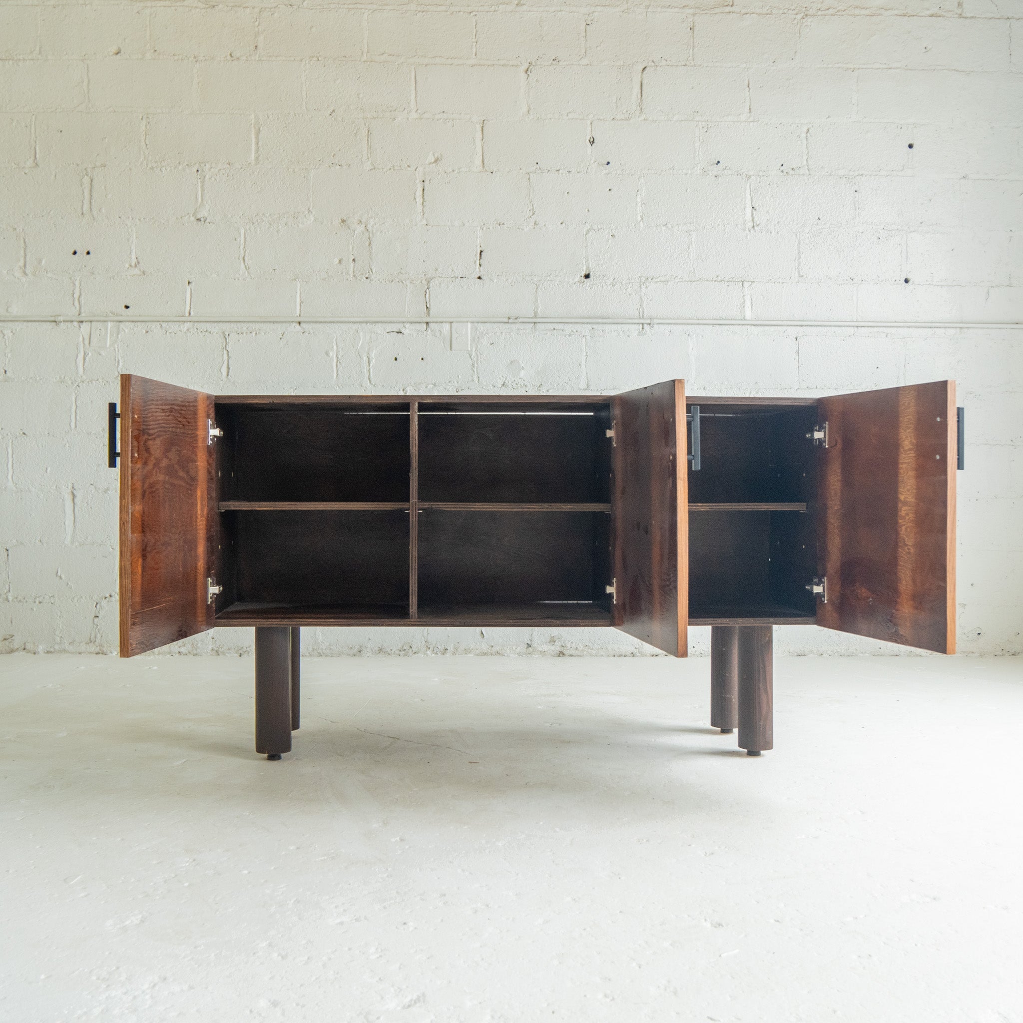 PS III 313 Credenza