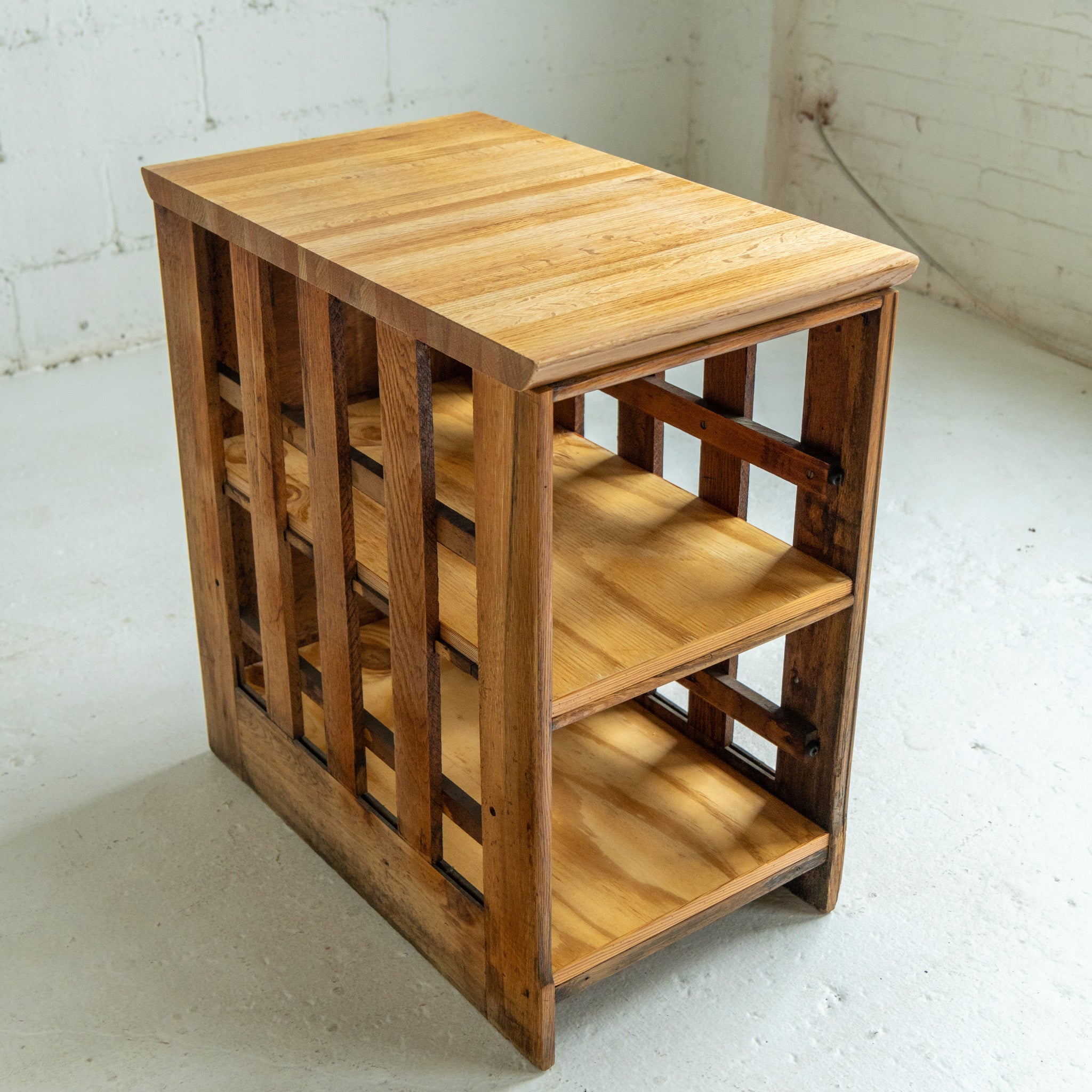 Amberg End Table No. 3