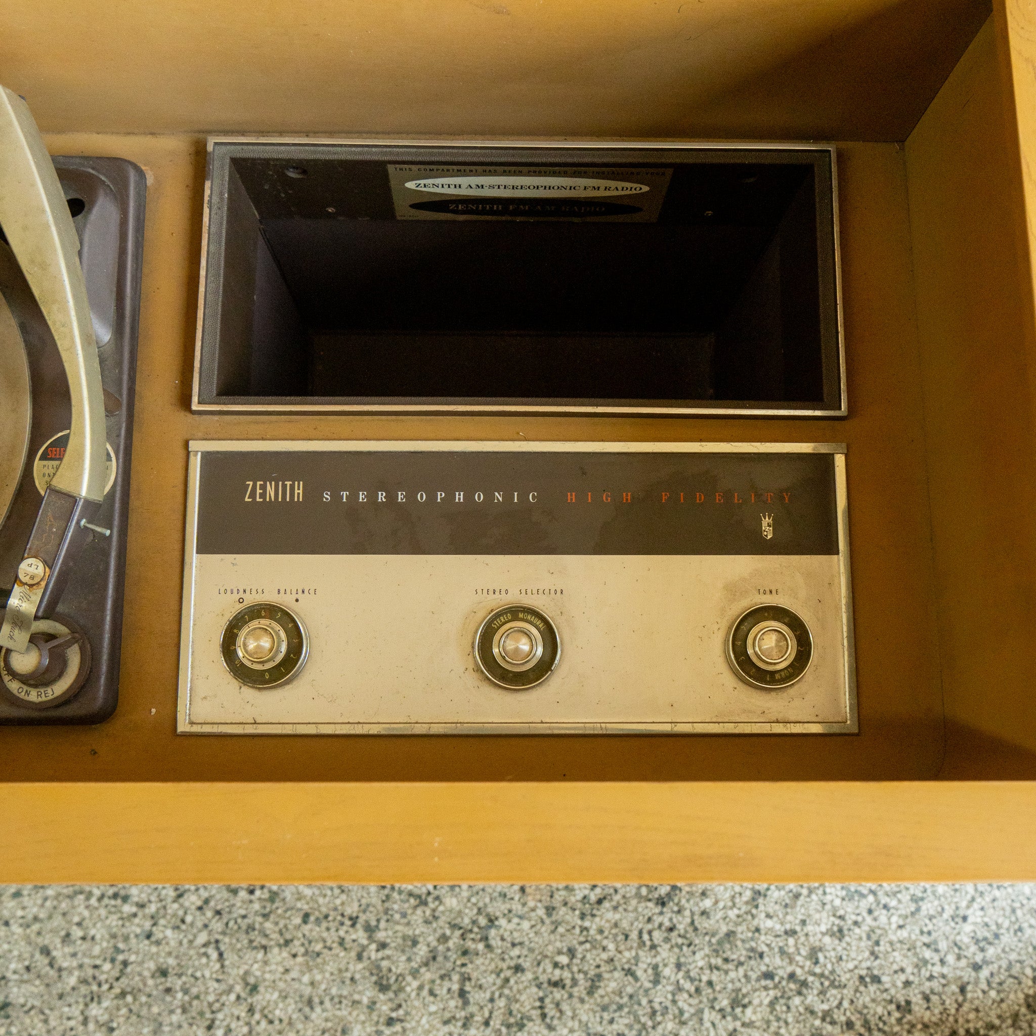 Zenith Record Player