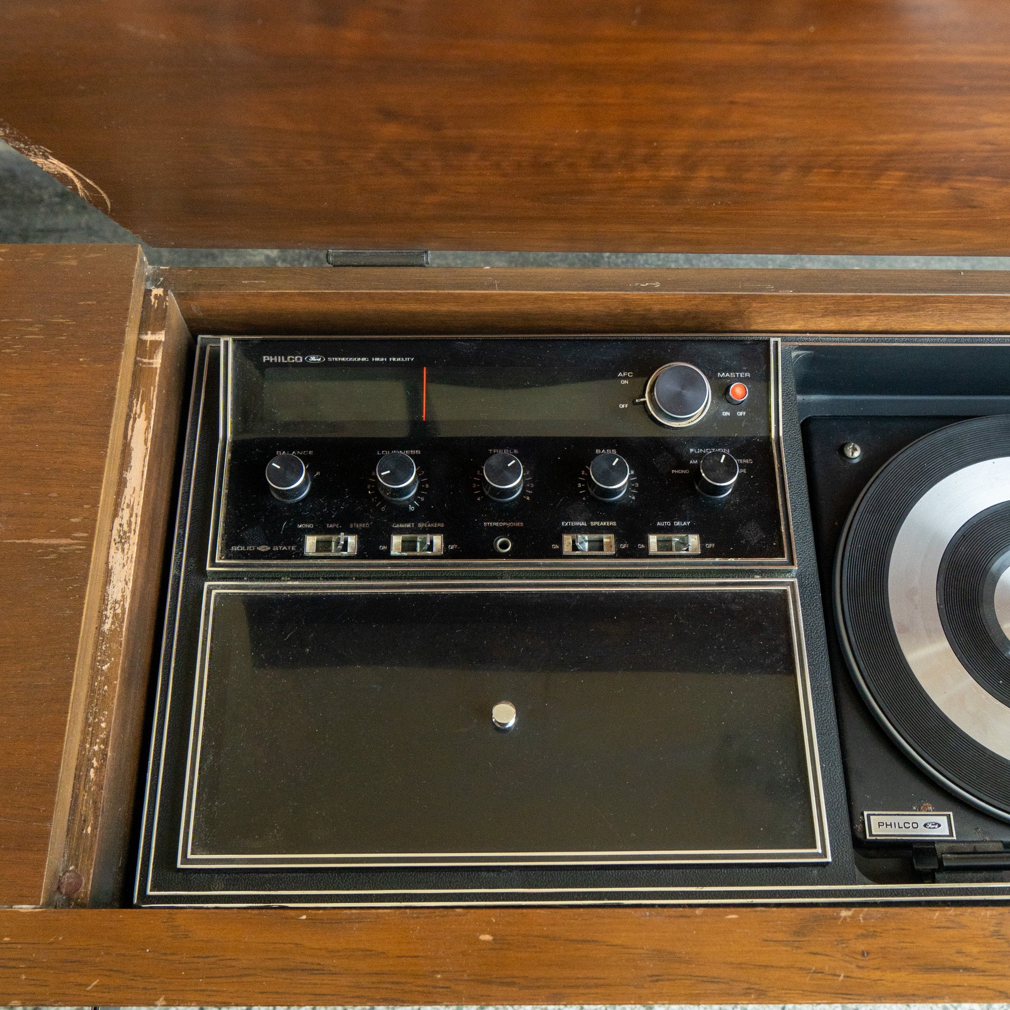 Philco Ford Phono Credenza