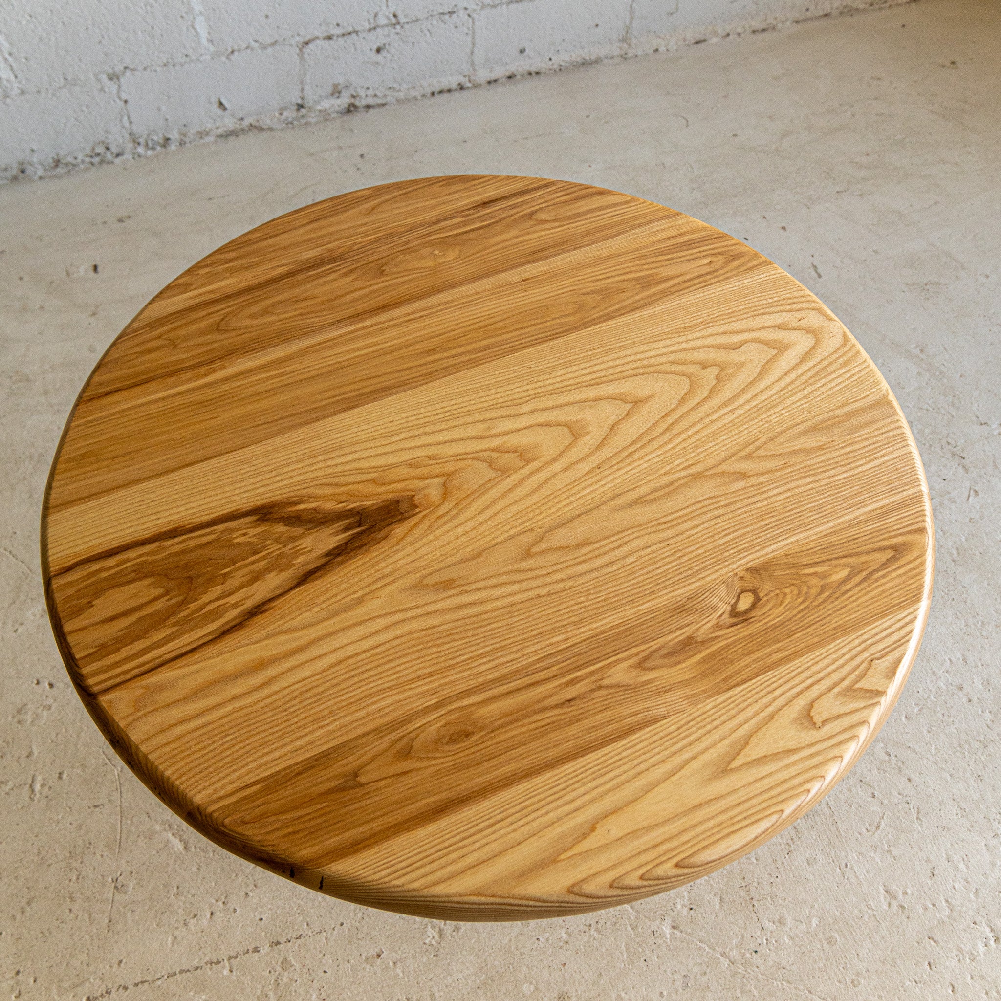 Ash Tulip Dining Table