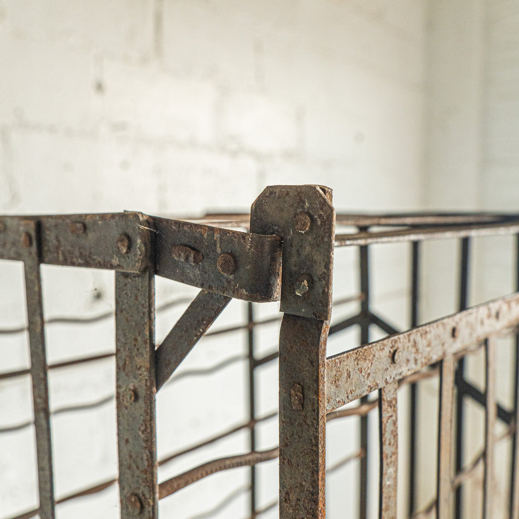 wine rack detail view